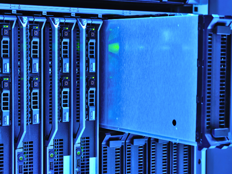 Overview of cooling solutions for supporting AI cluster components including switches, storage, and memory modules.